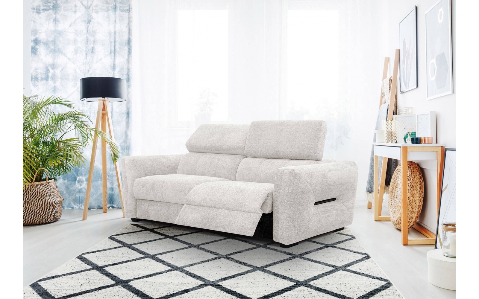 Canapé droit 3 places avec un relax électrique à côté droit CALVERA