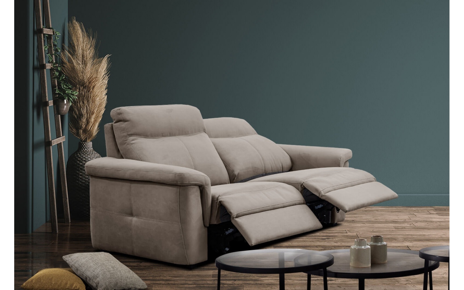 Canapé droit 3 places avec deux relax électriques JONES