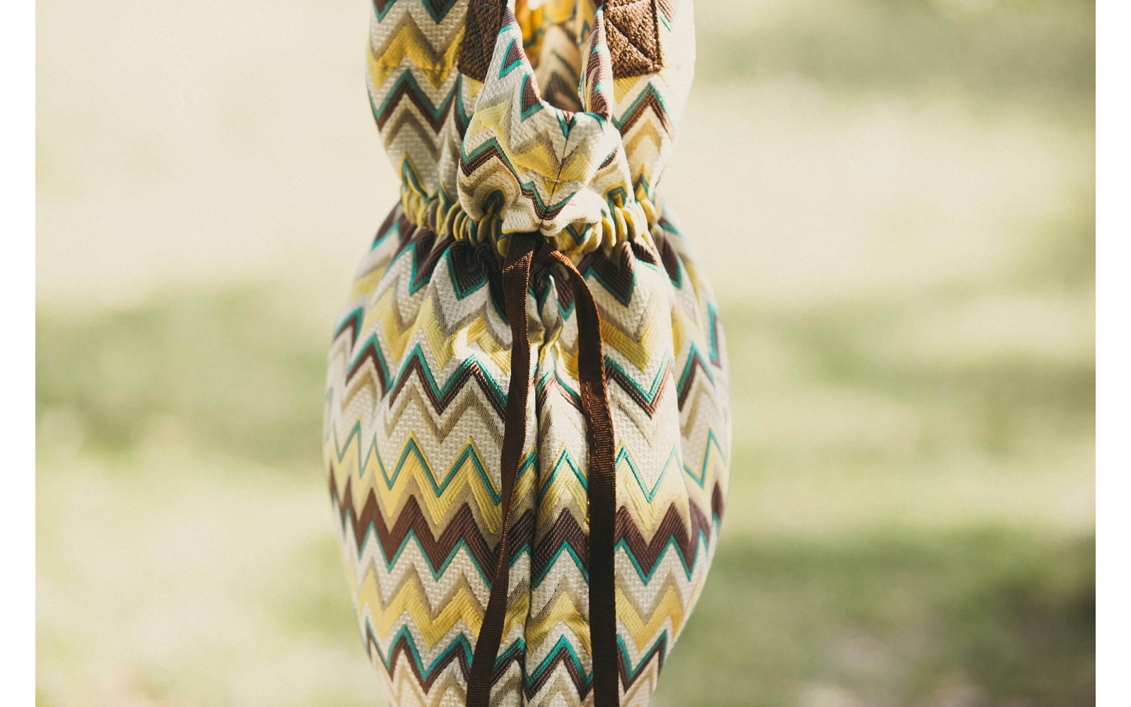 Sac cabas à fermeture par cordon en tissu à motifs EMMA