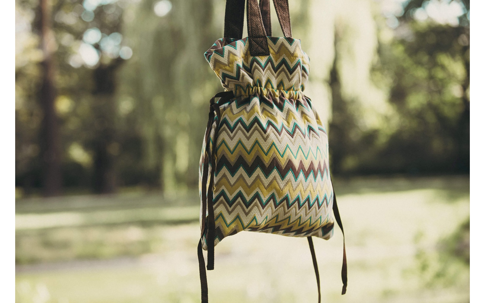 Sac cabas à fermeture par cordon en tissu à motifs EMMA
