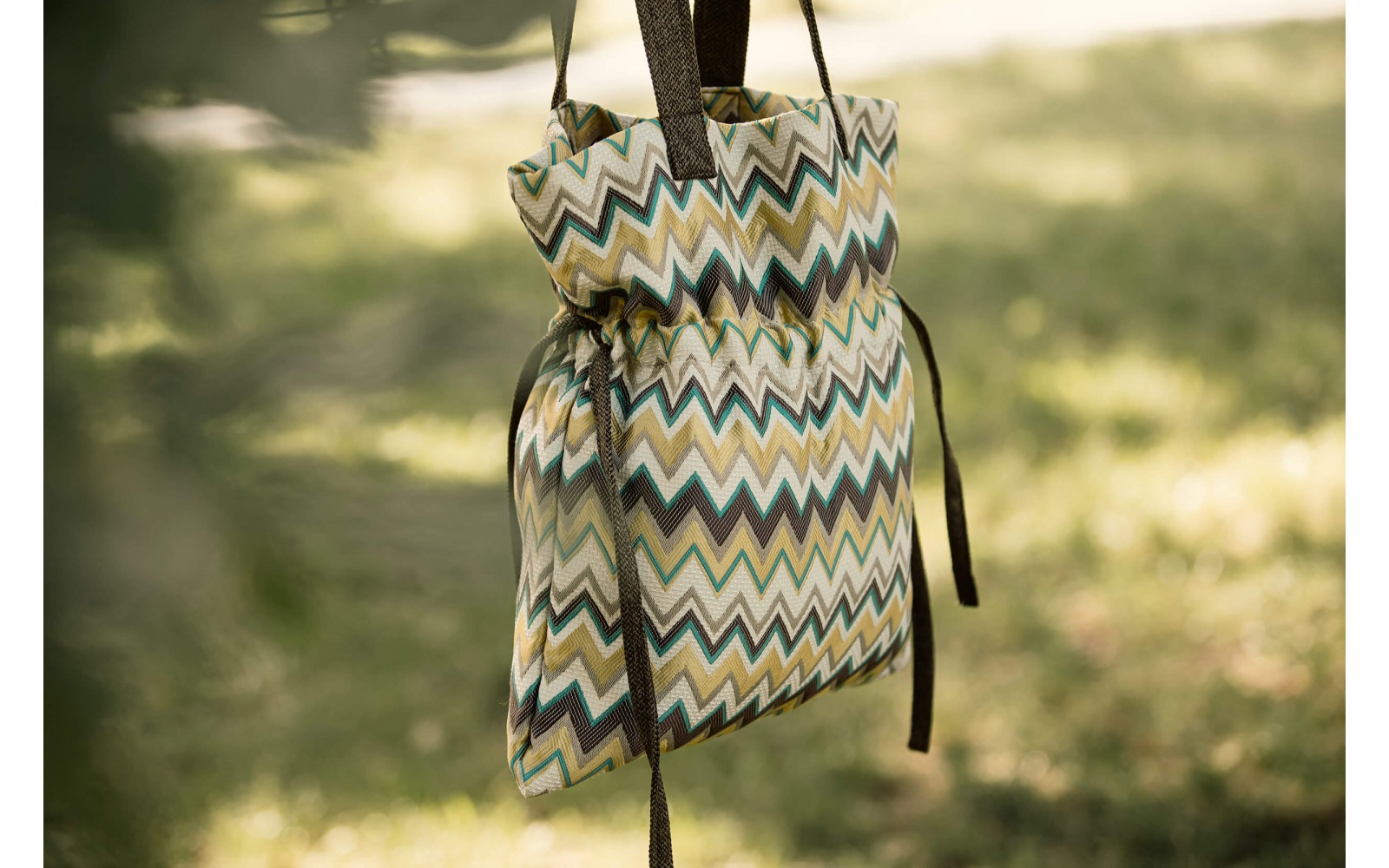 Sac cabas à fermeture par cordon en tissu à motifs EMMA