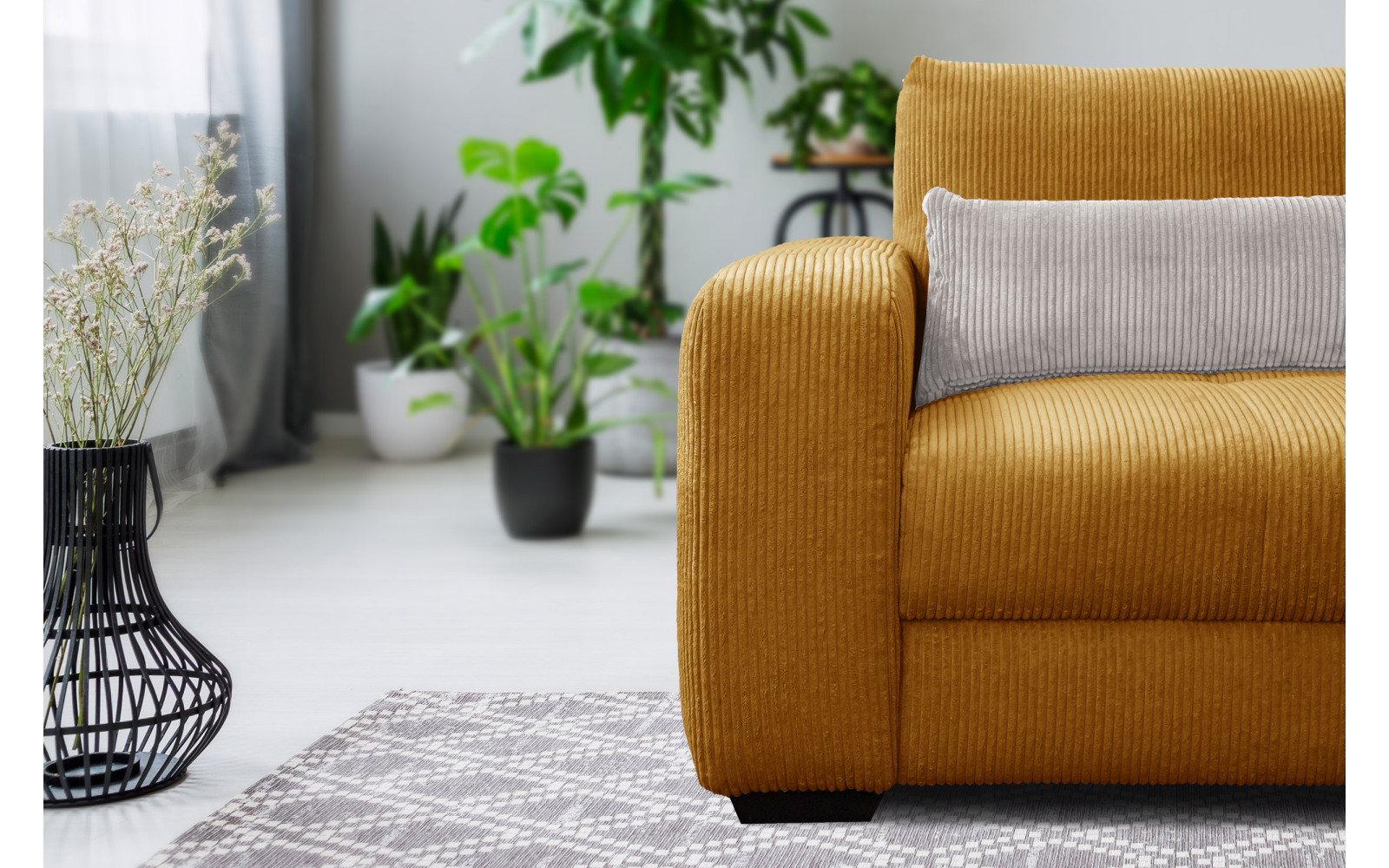 Fauteuil en velours côtelé OLI, jaune foncé